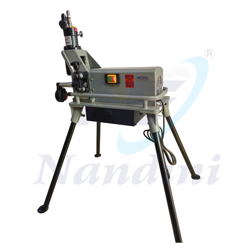 Hydraulic-Roll-Grooving-Machine-NEG12M