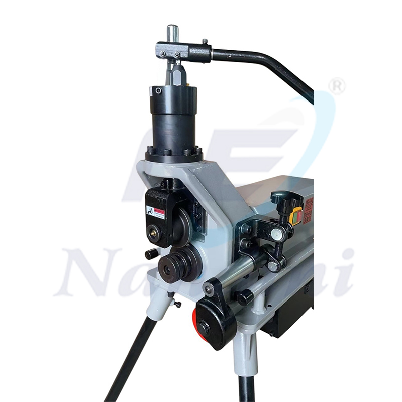 Hydraulic-Roll-Grooving-Machine-NEG12M